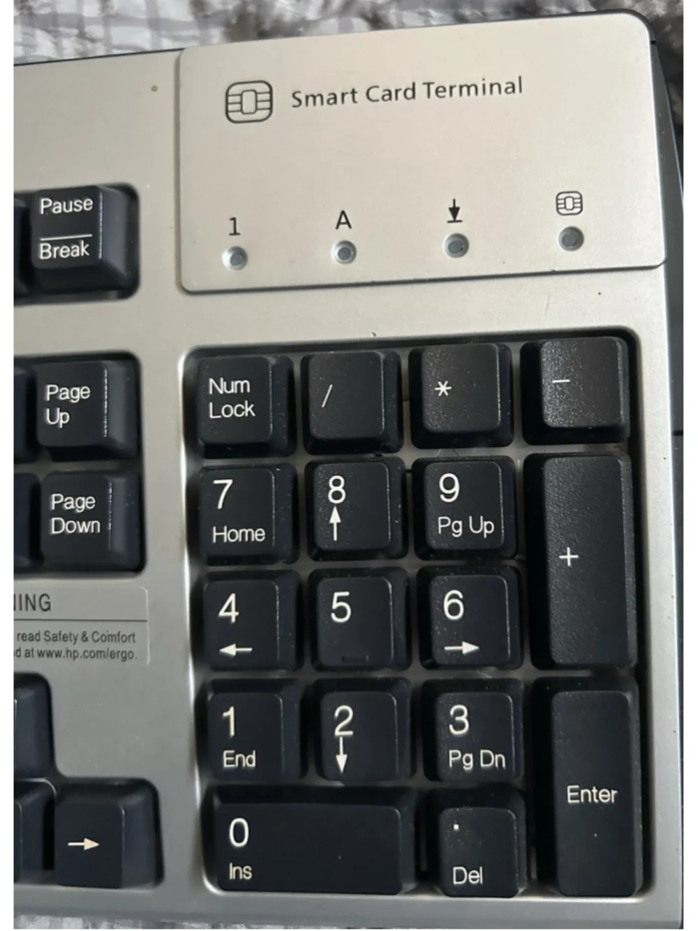 HP keyboard wired